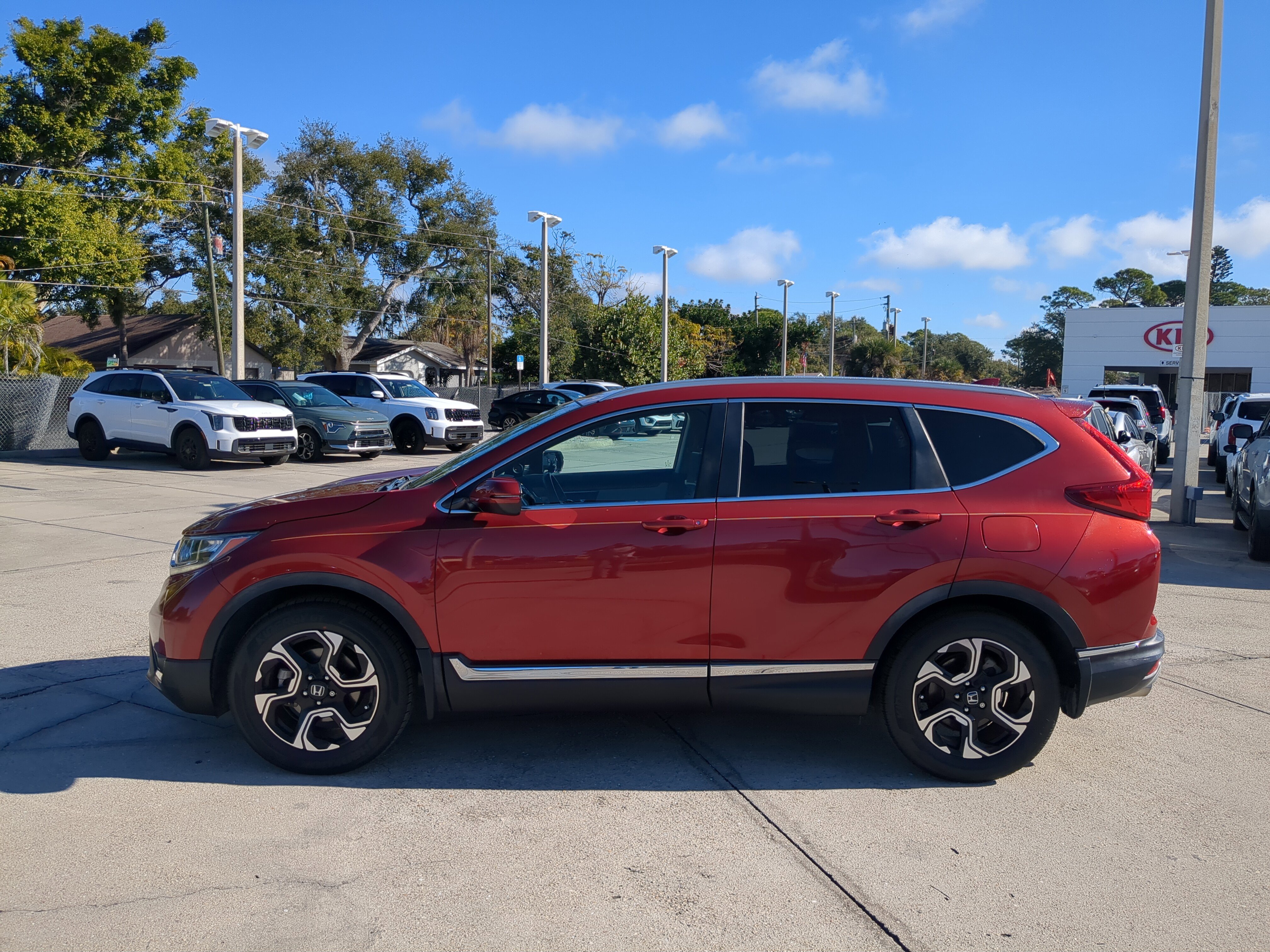 Used 2018 Honda CR-V Touring image 7