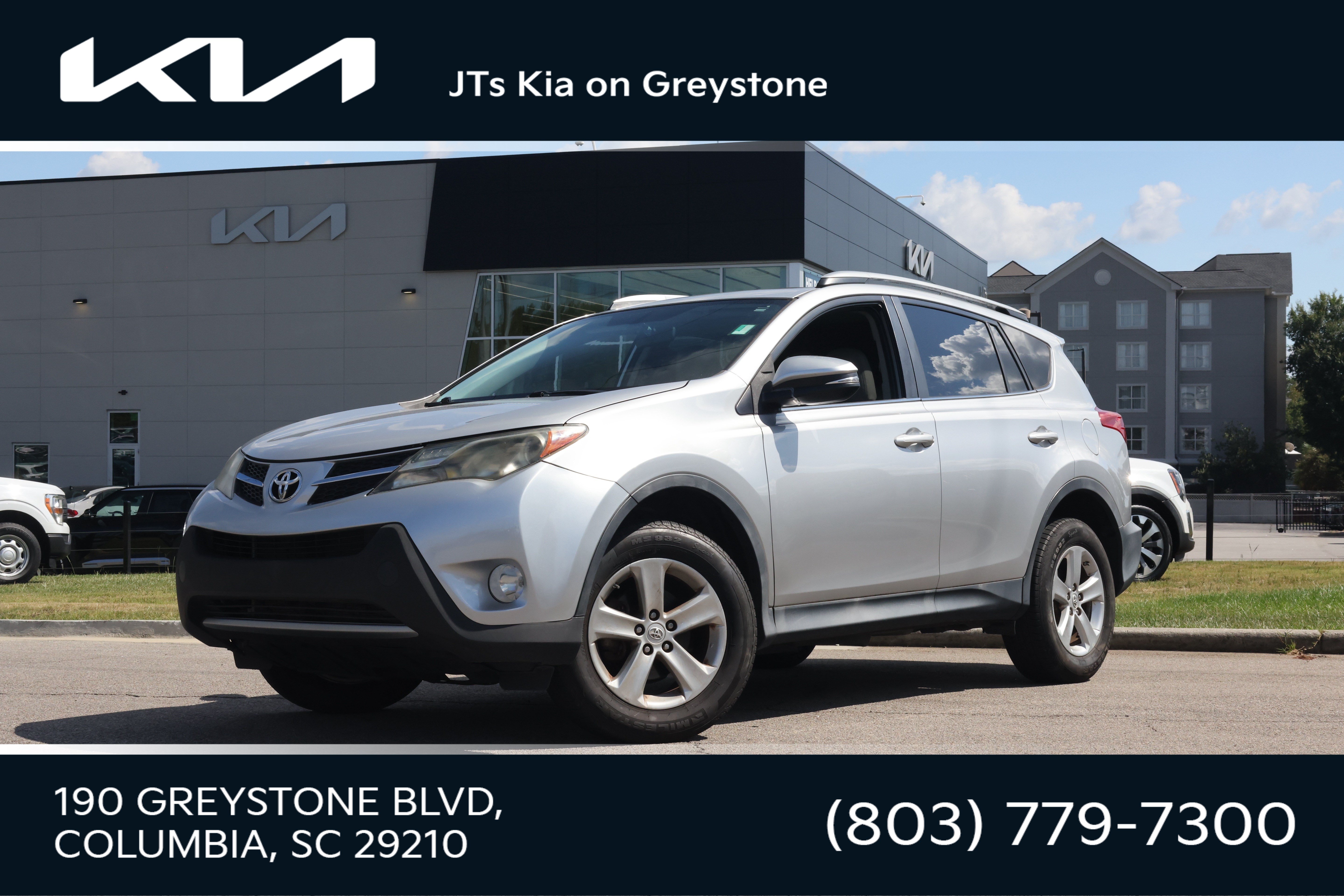 Used 2014 Toyota RAV4 XLE FWD image 1