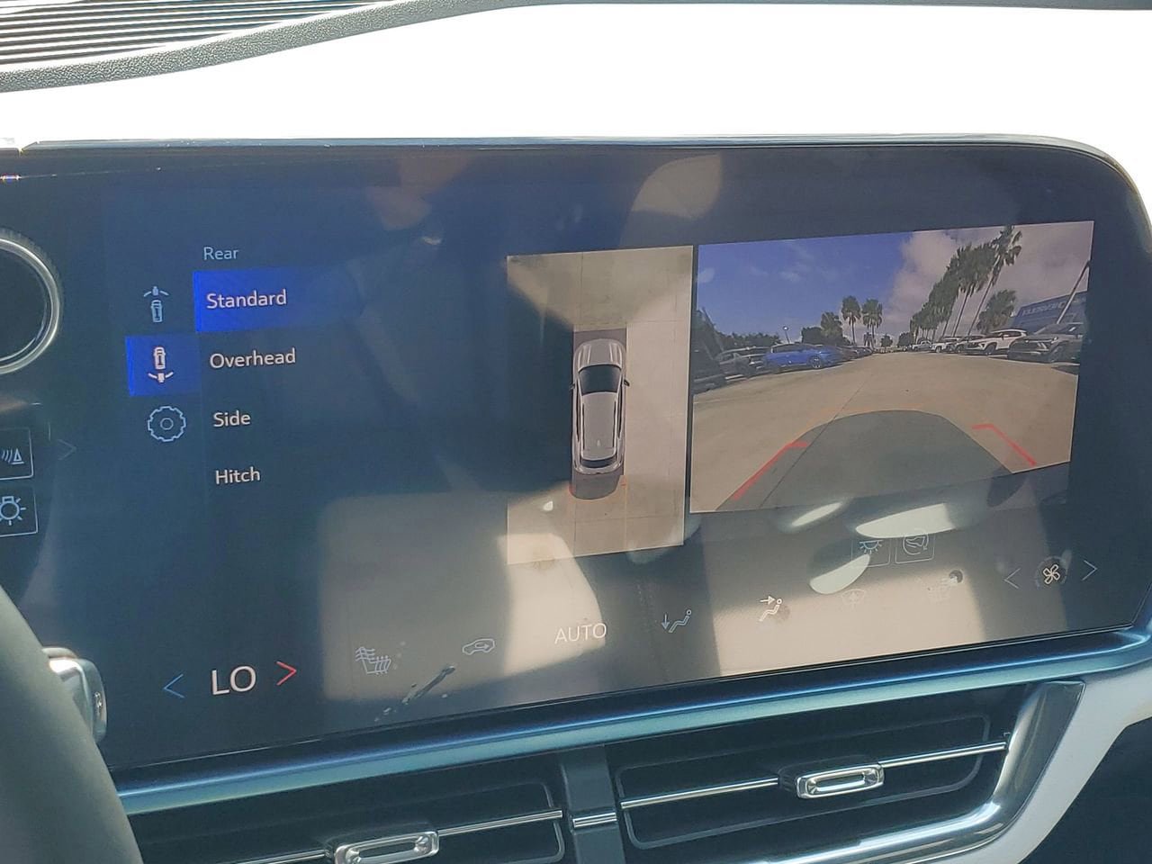 New 2025 Chevrolet Equinox EV LT FWD image 24