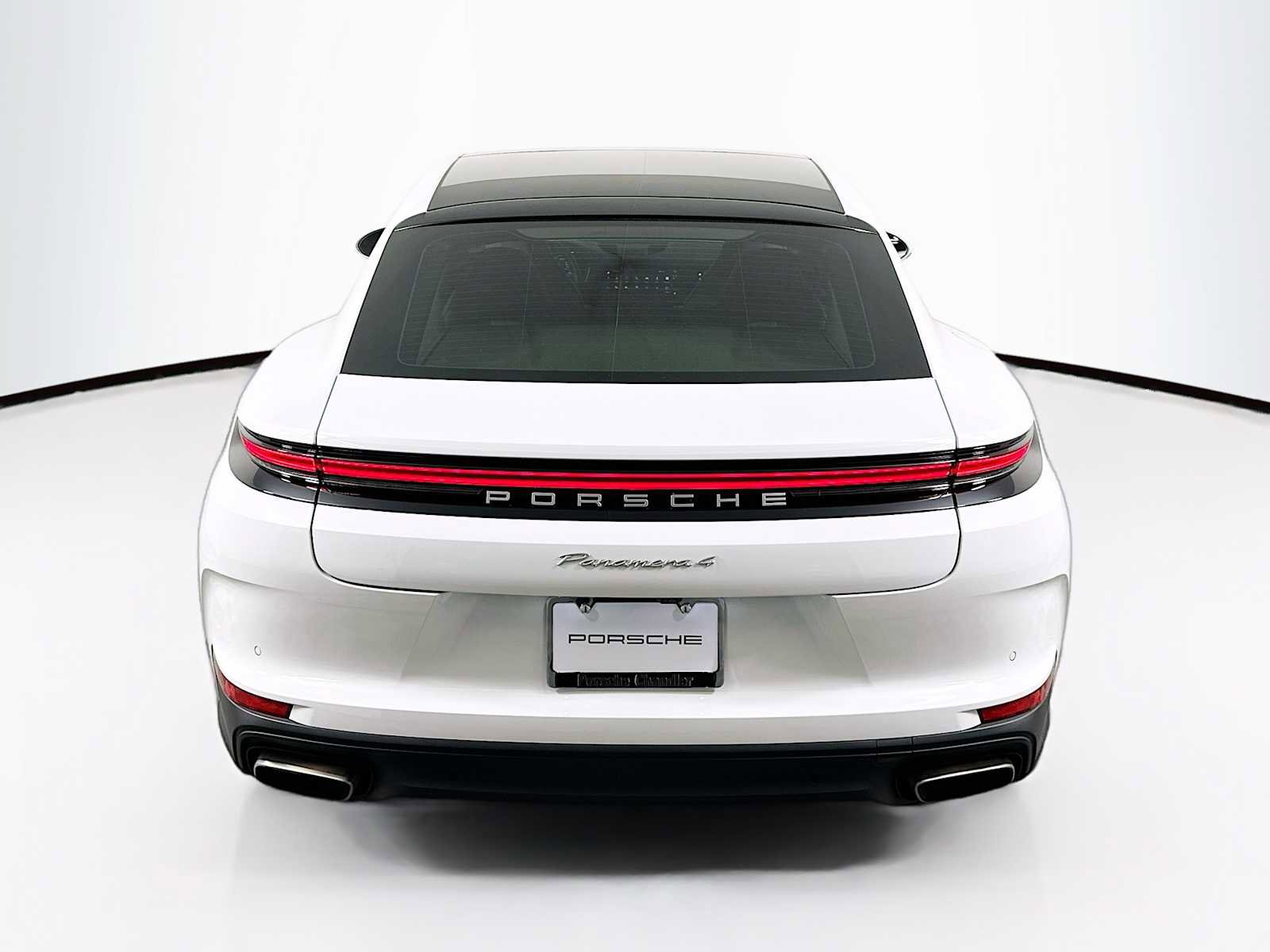 Certified 2024 Porsche Panamera 4 image 10