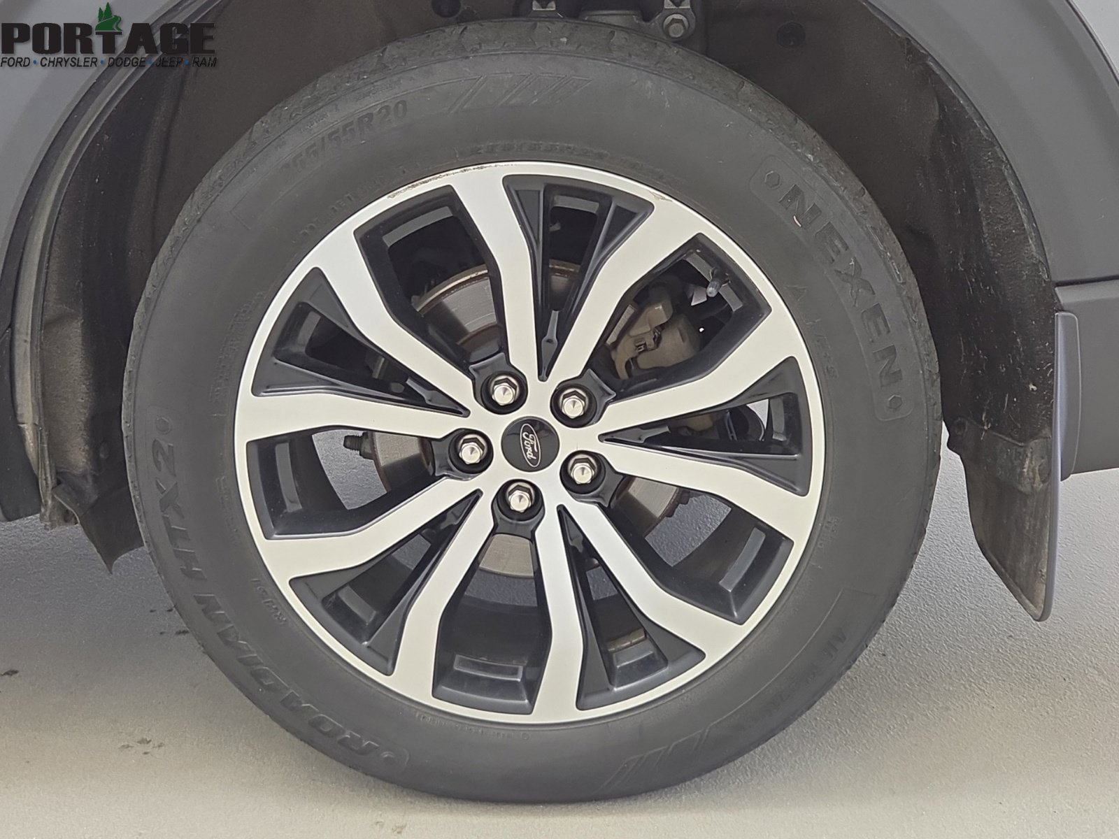 Used 2023 Ford Explorer ST AWD/4WD image 33