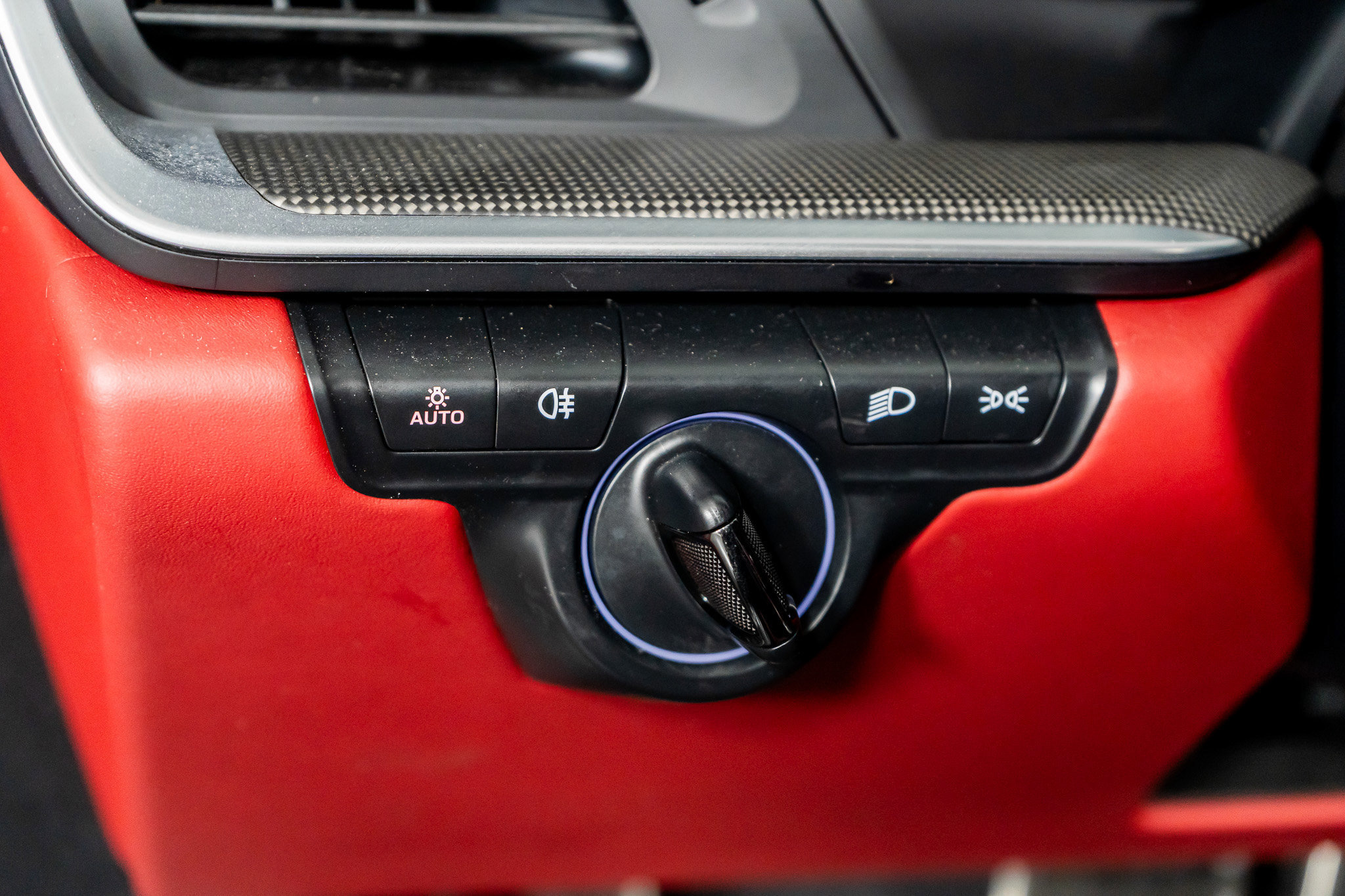 Used 2024 Porsche 911 Turbo S image 40