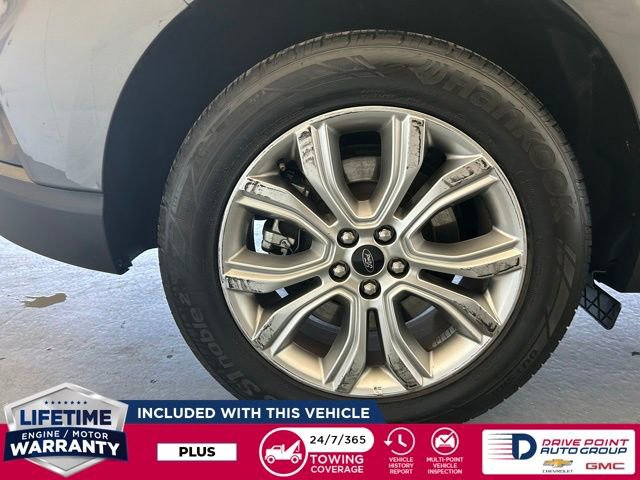 Used 2024 Ford Edge Titanium image 17