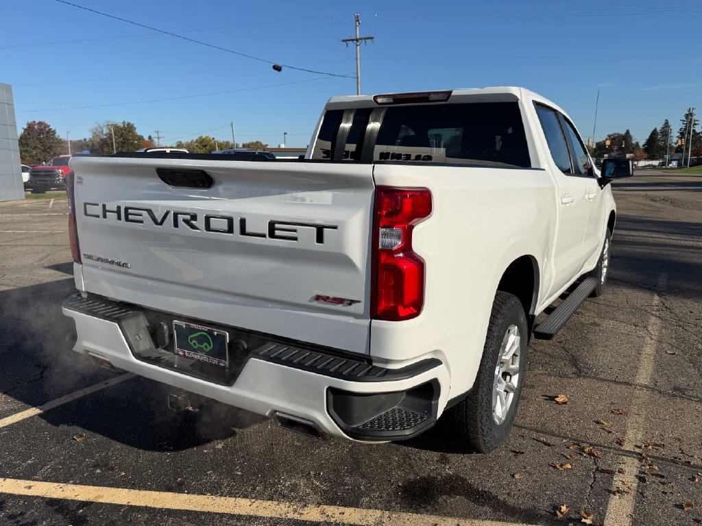 Certified 2022 Chevrolet Silverado 1500 RST w/ Z71 Off-Road Package AWD/4WD image 7