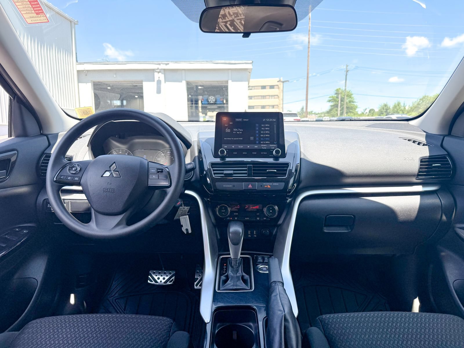 Used 2022 Mitsubishi Eclipse Cross LE AWD/4WD image 24