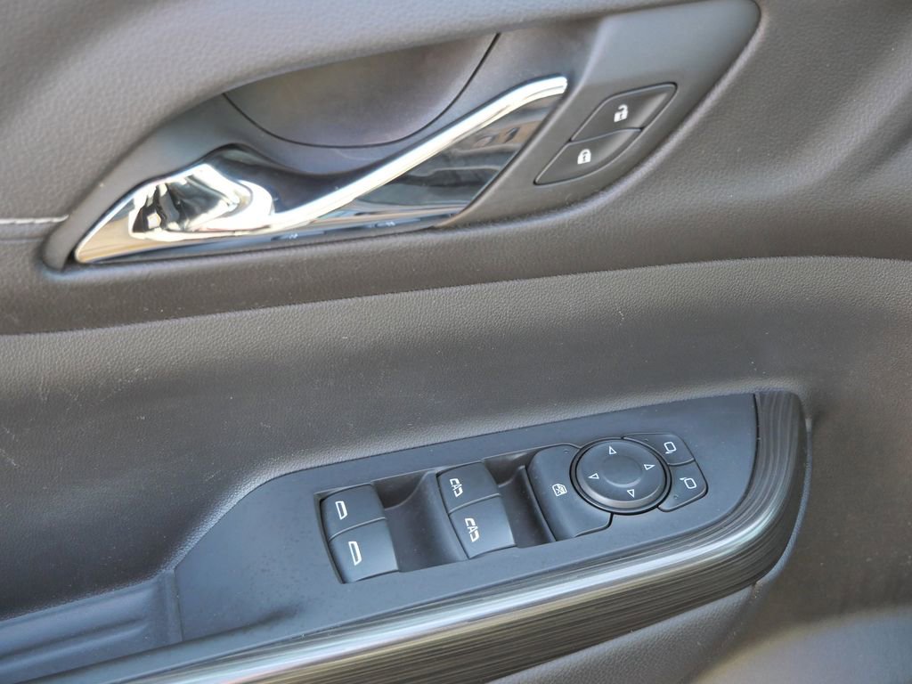 Used 2023 GMC Acadia SLT image 32