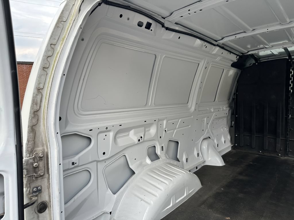 Used 2011 Ford E-250 and Econoline 250 w/ PWR Group RWD image 36