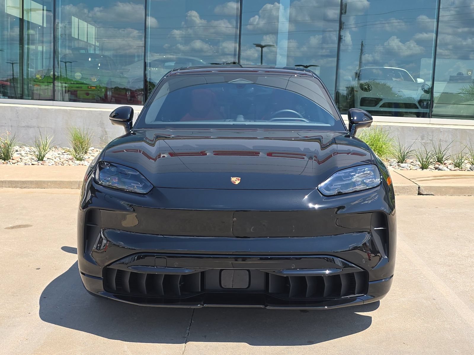 New 2026 Porsche Cayenne Electric AWD/4WD image 10