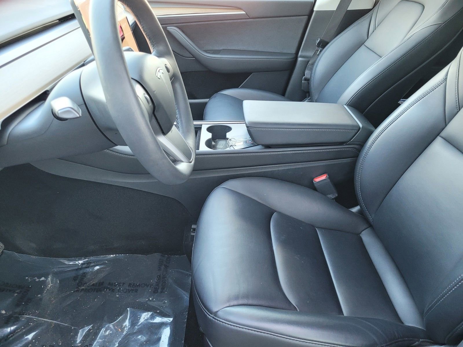 Used 2022 Tesla Model Y Long Range image 21