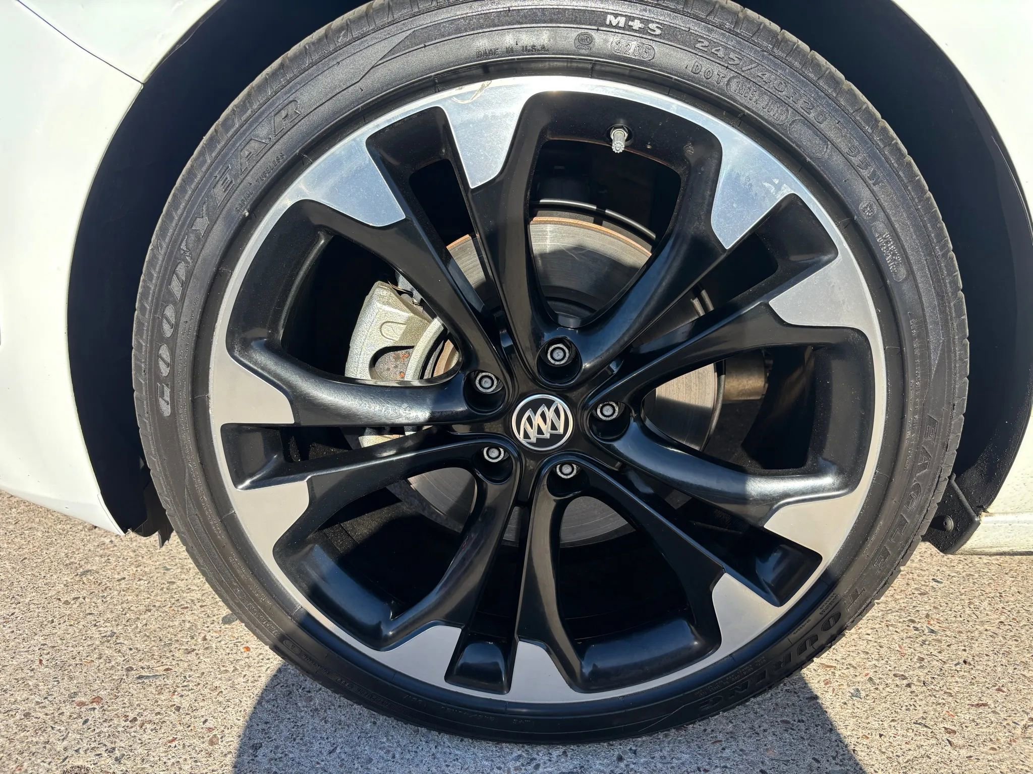 Used 2019 Buick Cascada Sport Touring w/ Dark Effects Package image 38