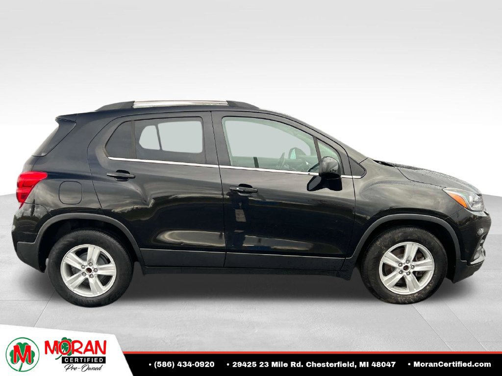 Used 2020 Chevrolet Trax LT w/ LT Convenience Package FWD image 6