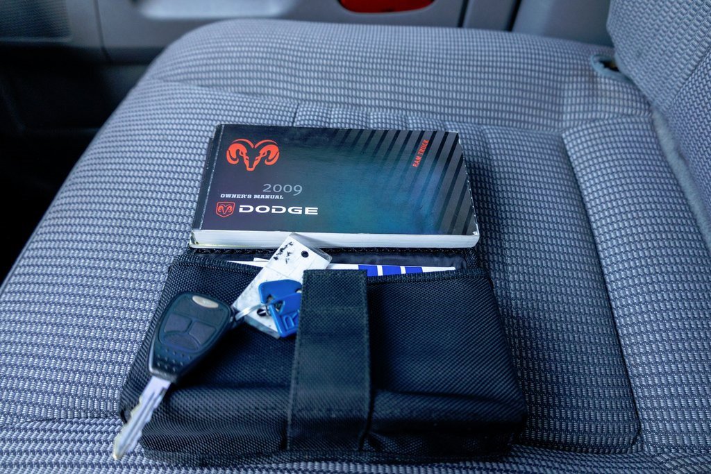 Used 2009 Dodge Ram 2500 Truck ST w/ PWR & Remote Entry Group image 23