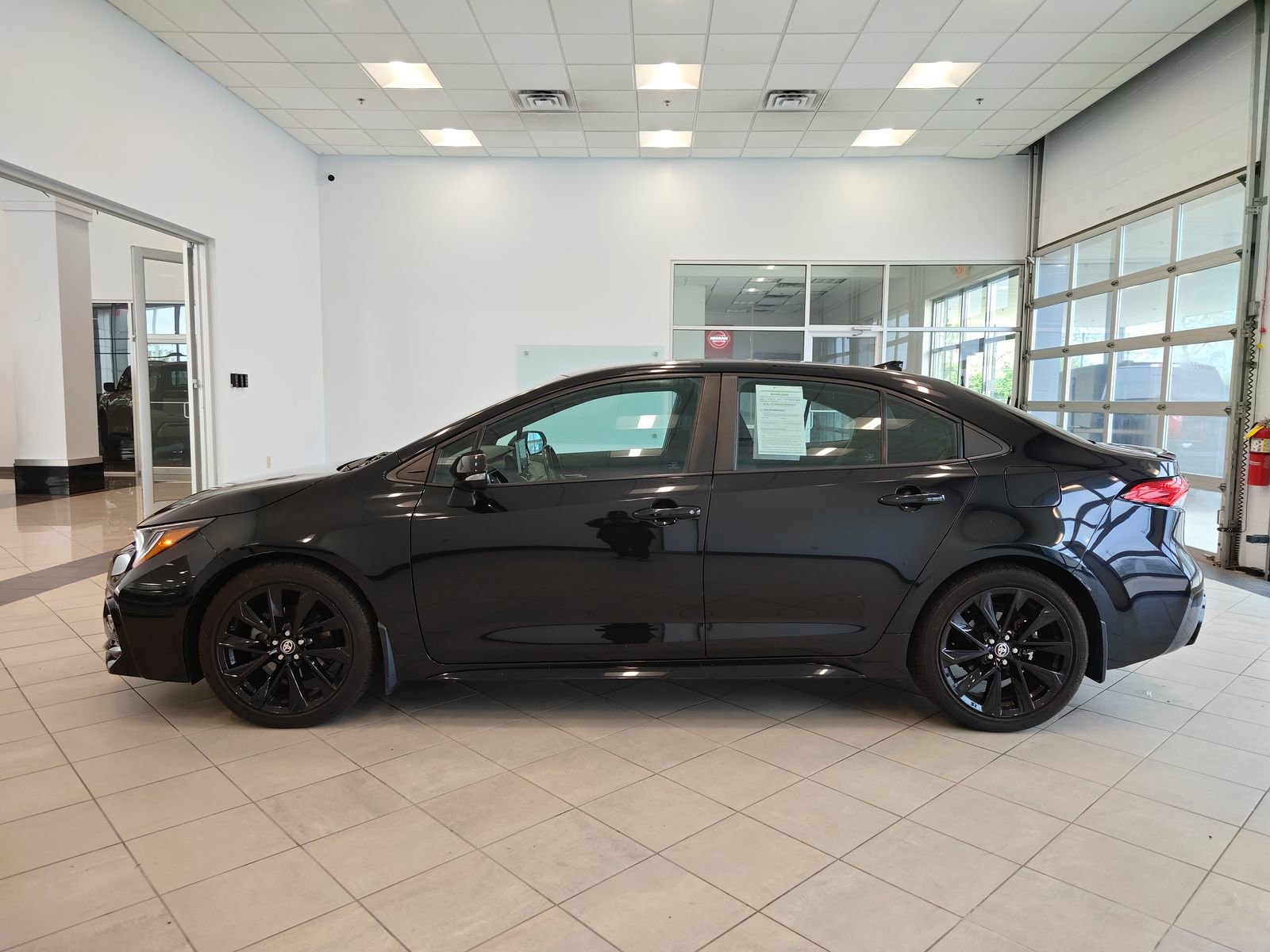 Used 2021 Toyota Corolla SE FWD image 7