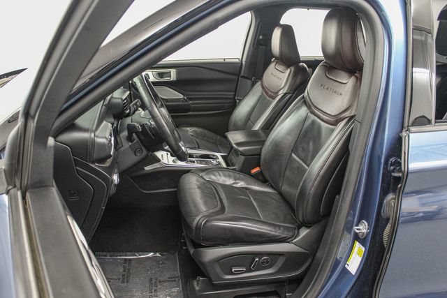 Used 2020 Ford Explorer Platinum w/ Premium Technology Package AWD/4WD image 18