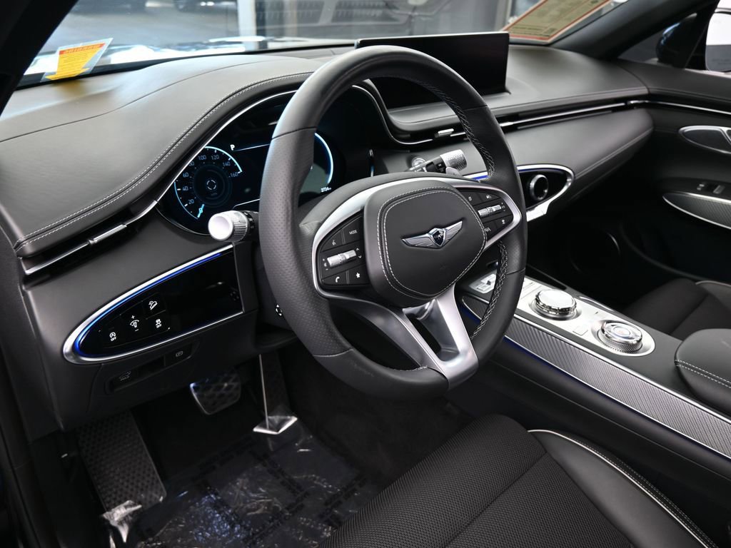 Used 2024 Genesis GV70 2.5T w/ Sport Prestige Package image 10