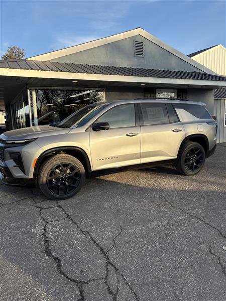 New 2026 Chevrolet Traverse RS w/ LPO, Floor Liner Package image 18