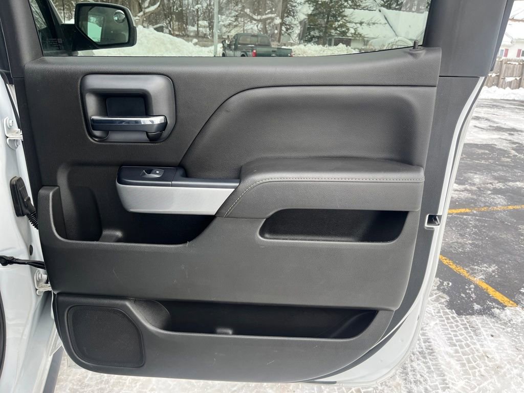 Used 2017 Chevrolet Silverado 1500 LT w/ All Star Edition image 34