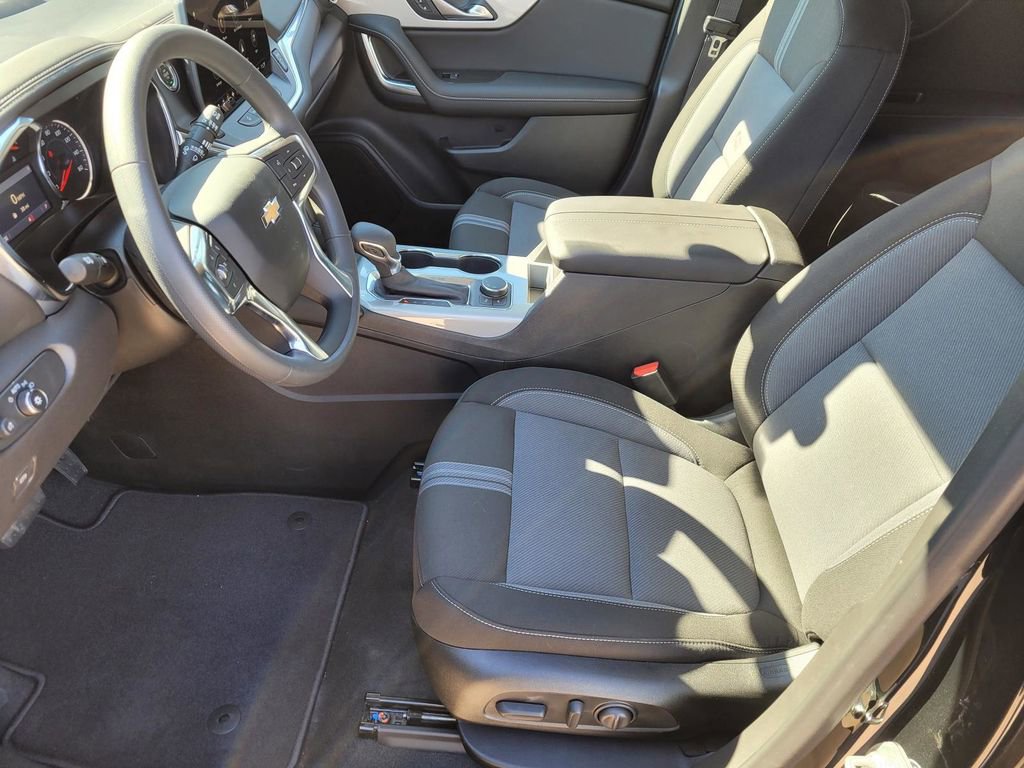 New 2026 Chevrolet Blazer LT w/ Convenience Package image 16