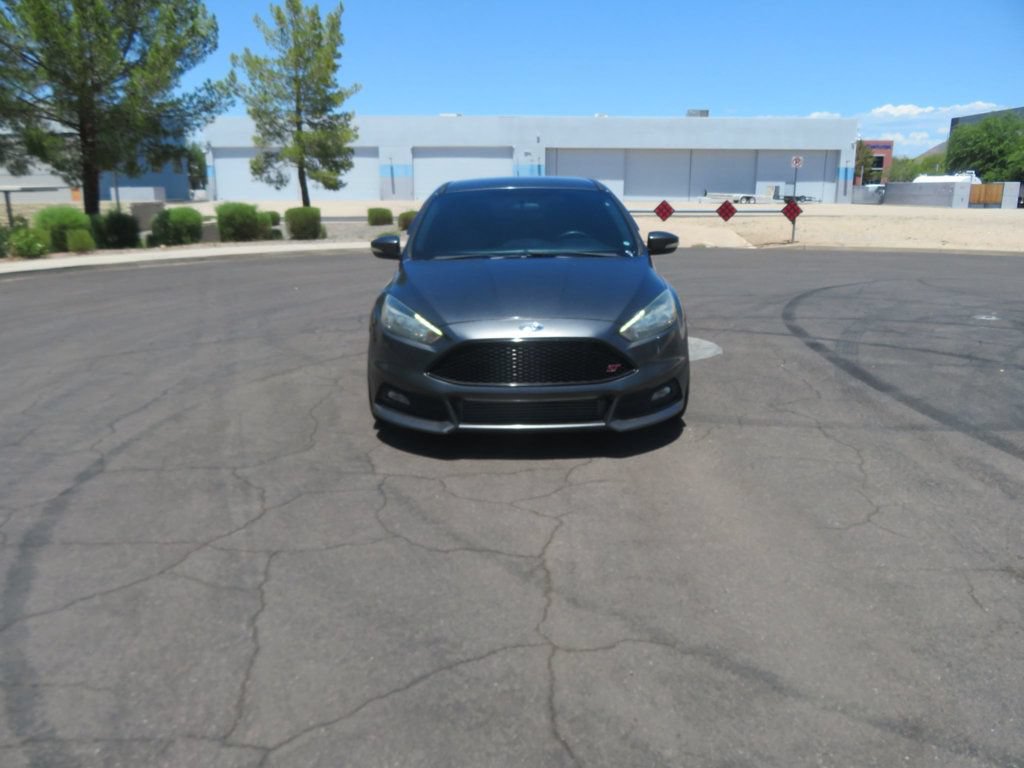 Used 2016 Ford Focus ST FWD image 11