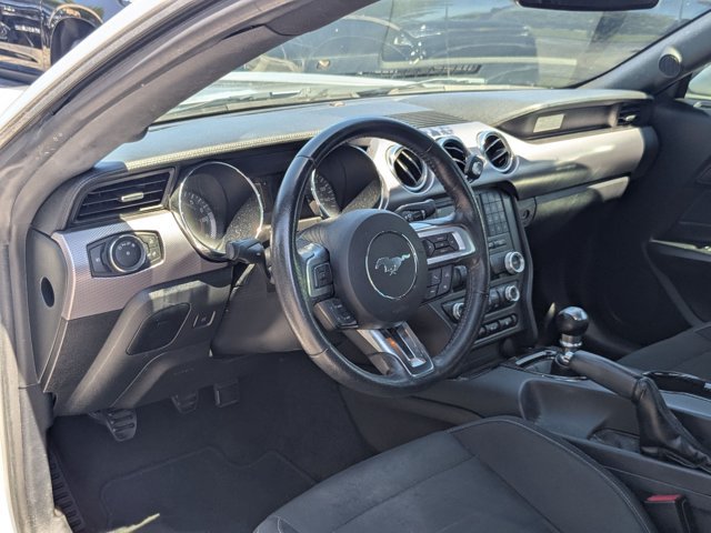 Used 2017 Ford Mustang GT w/ Black Accent Package RWD image 9