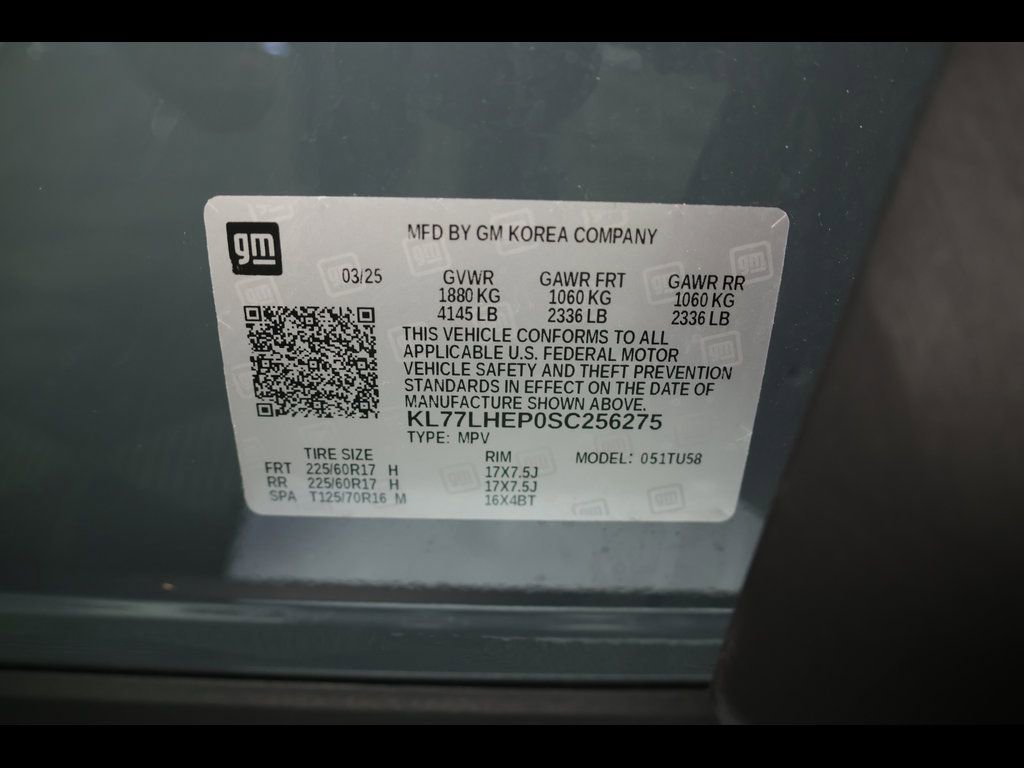 Used 2025 Chevrolet Trax LT w/ LT Convenience Package image 28