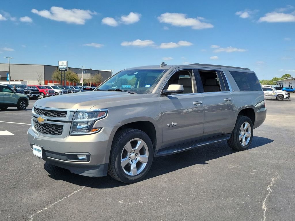 Used 2019 Chevrolet Suburban LT image 12