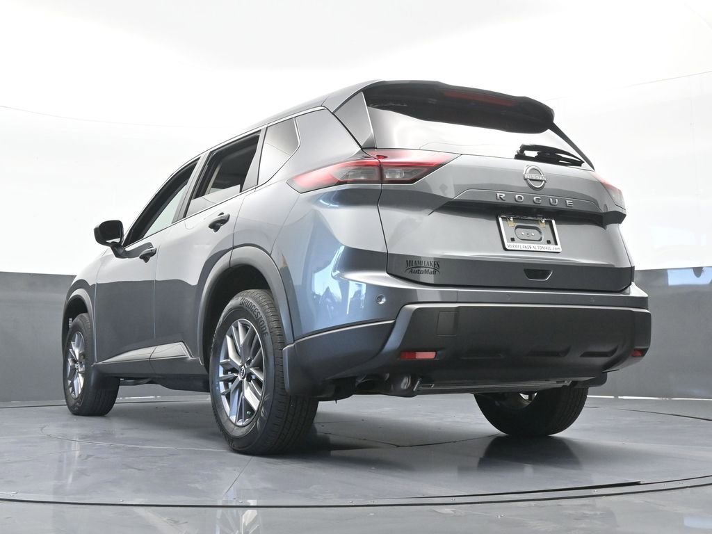 Used 2025 Nissan Rogue S FWD image 50