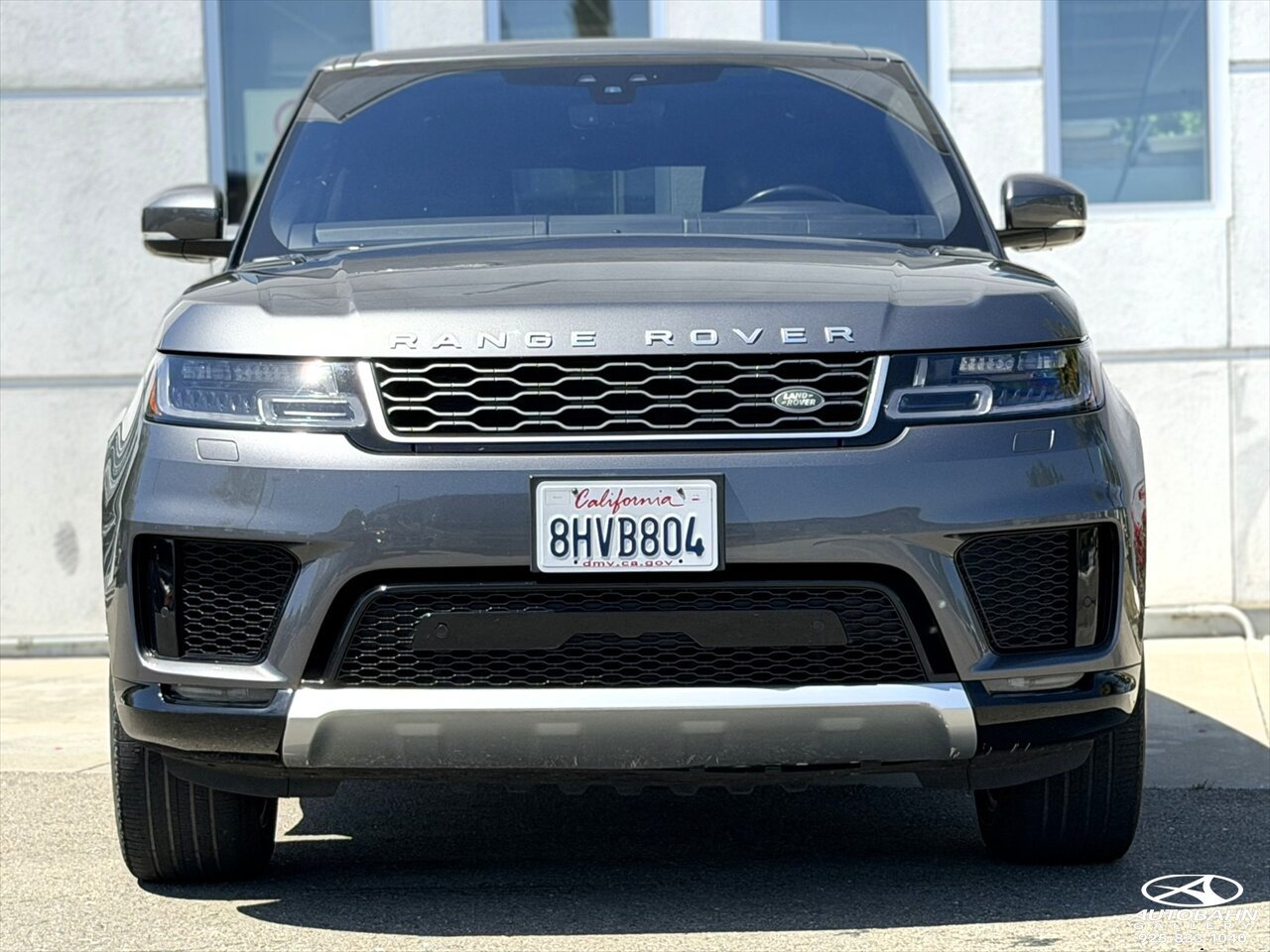 Used 2018 Land Rover Range Rover Sport HSE AWD/4WD image 2