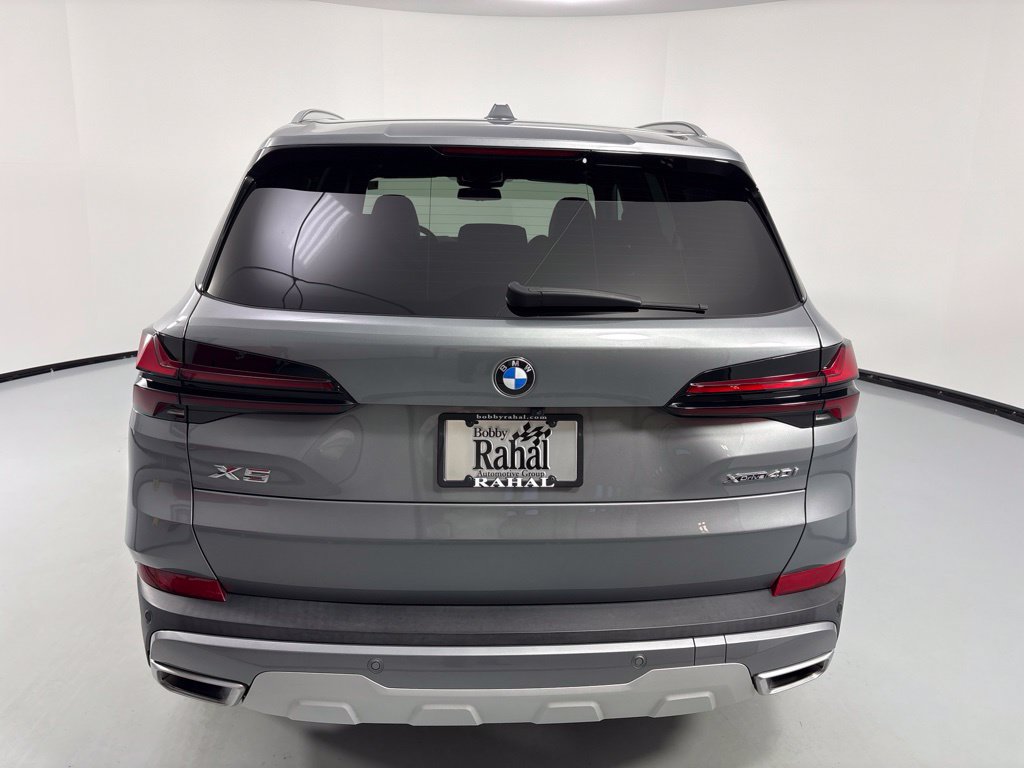 Certified 2024 BMW X5 xDrive40i w/ Premium Package AWD/4WD image 7