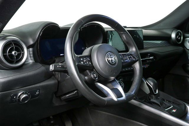 Used 2024 Alfa Romeo Tonale Ti image 7