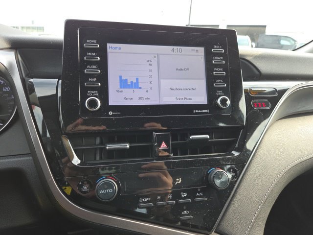 Used 2022 Toyota Camry SE FWD image 14