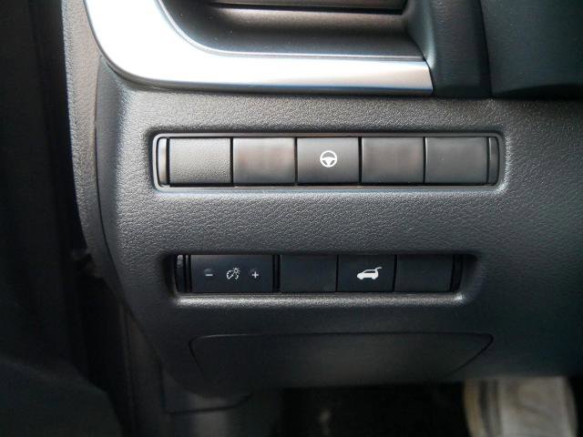 Certified 2023 Nissan Rogue SV w/ SV Premium Package image 28