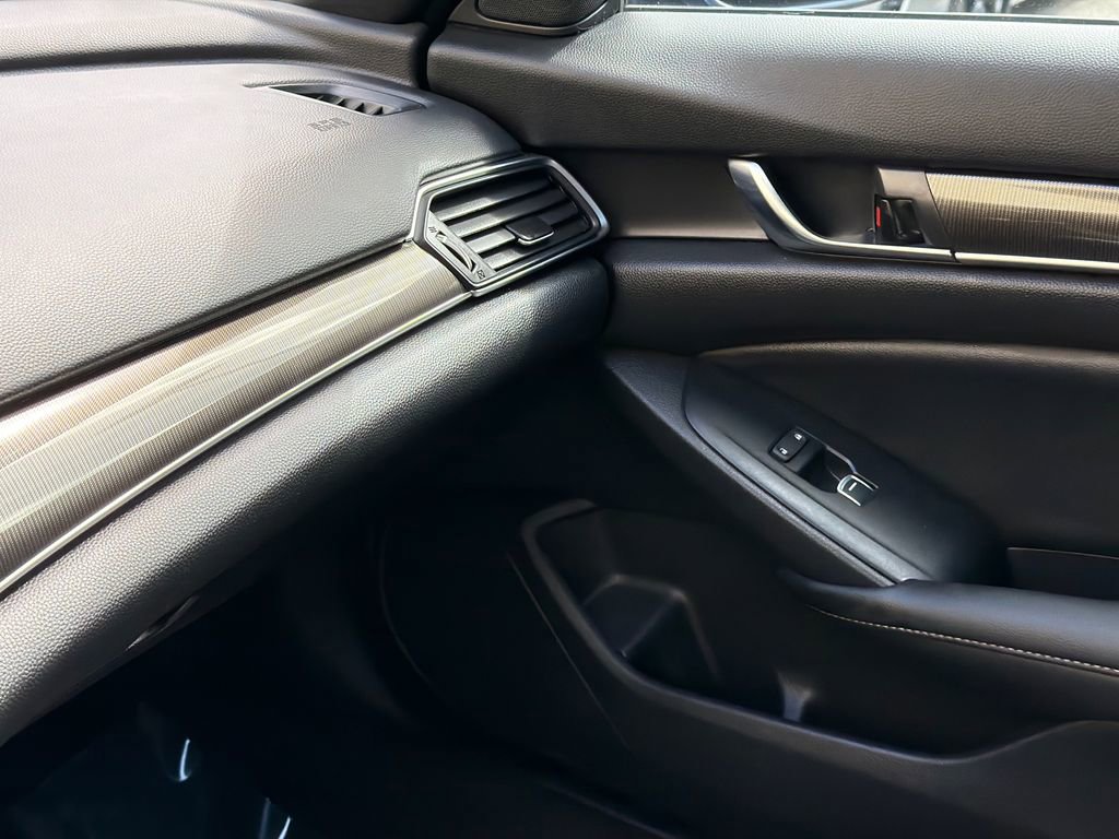 Used 2022 Honda Accord Sport image 28