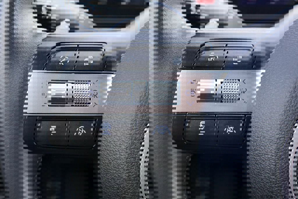 Used 2025 Hyundai Santa Cruz XRT image 14