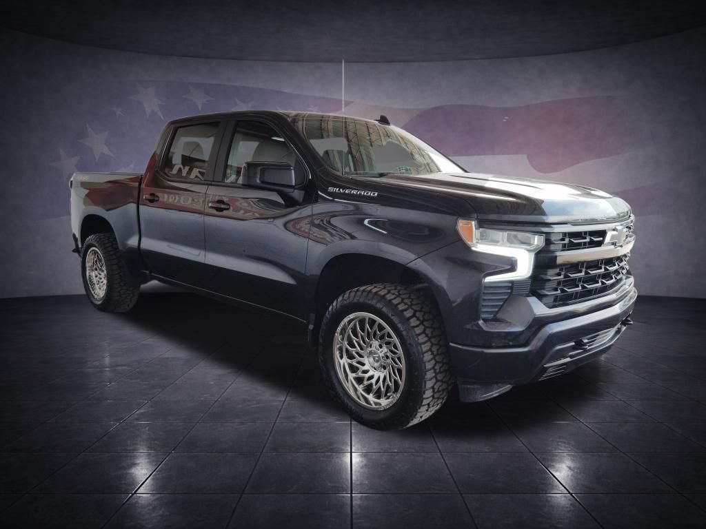 Used 2022 Chevrolet Silverado 1500 RST AWD/4WD image 7