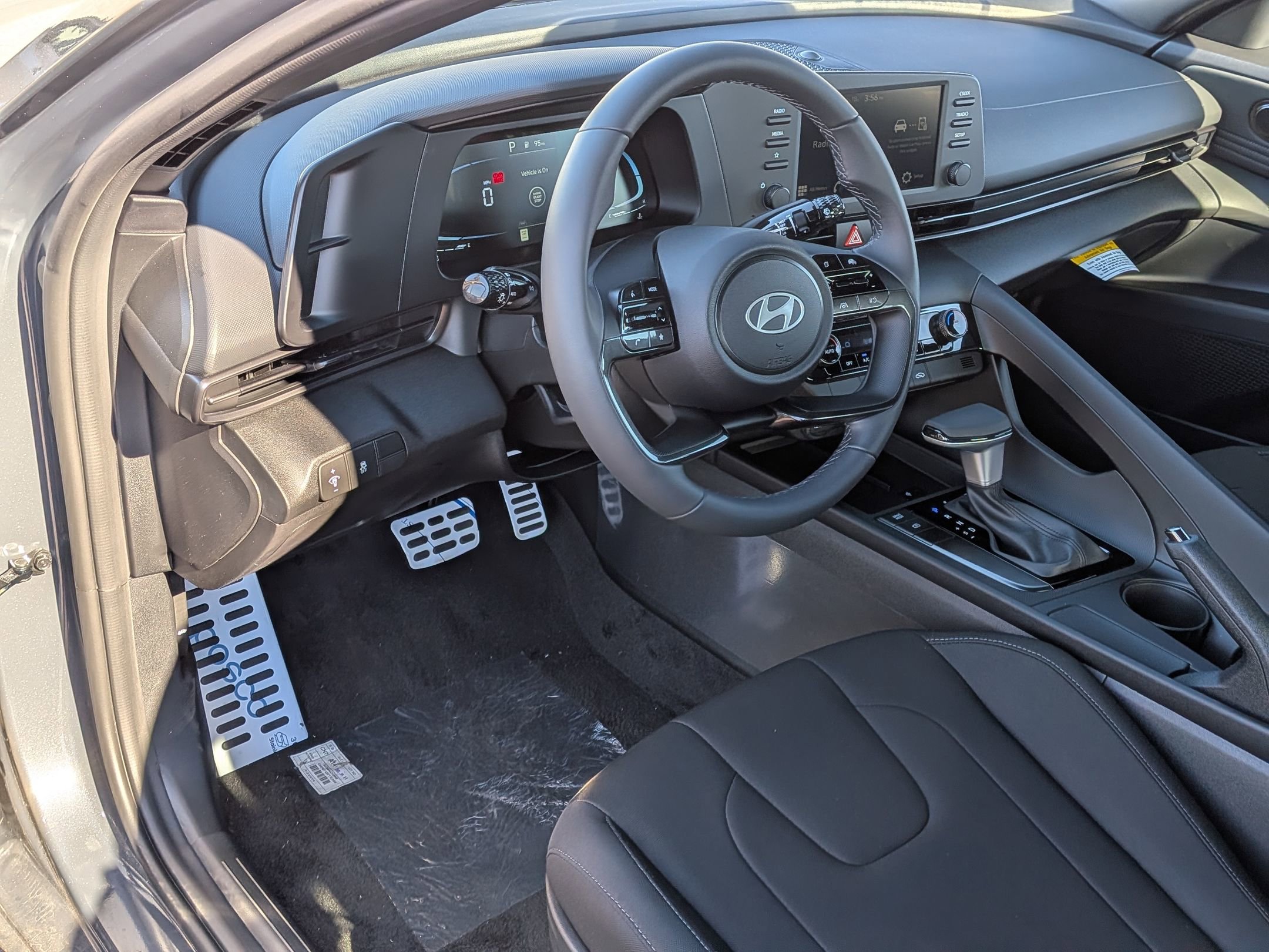 New 2026 Hyundai Elantra Sport FWD image 8