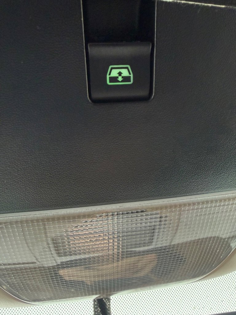 Used 2010 Ford Explorer Sport Trac XLT image 14