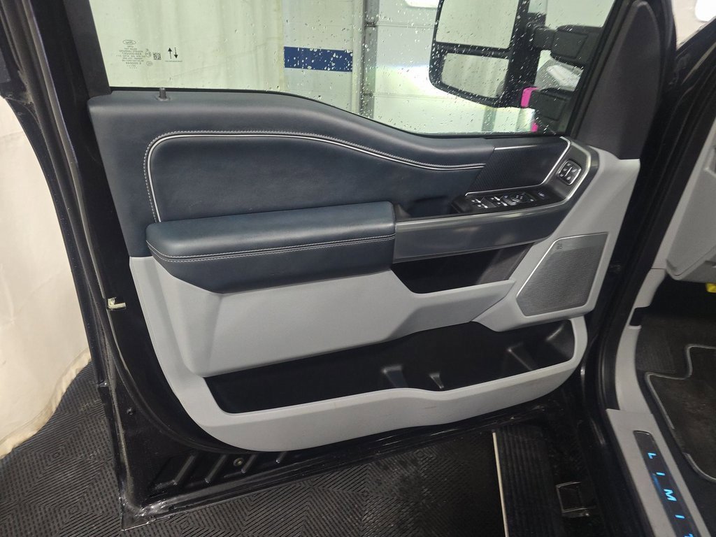 Used 2024 Ford F250 Limited w/ FX4 Off-Road Package image 8