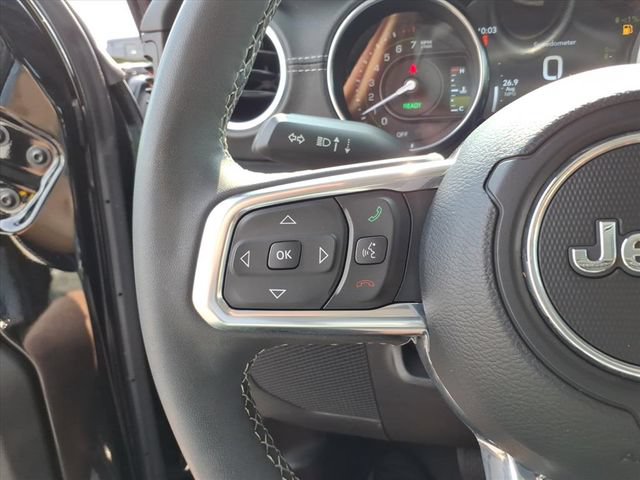 Used 2023 Jeep Wrangler Unlimited Sahara w/ Dual Top Group AWD/4WD image 17