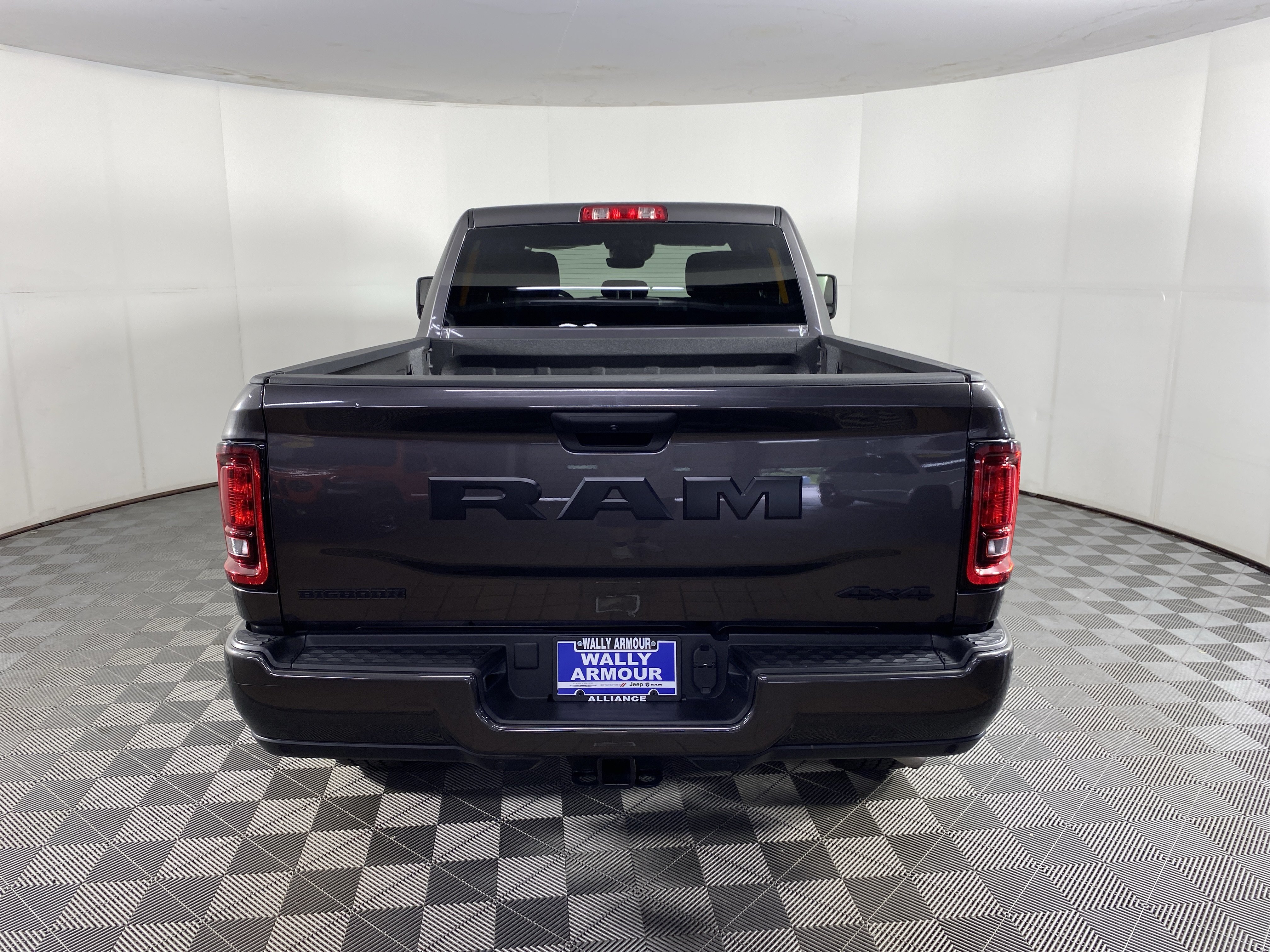 Used 2025 RAM 2500 Big Horn AWD/4WD image 8