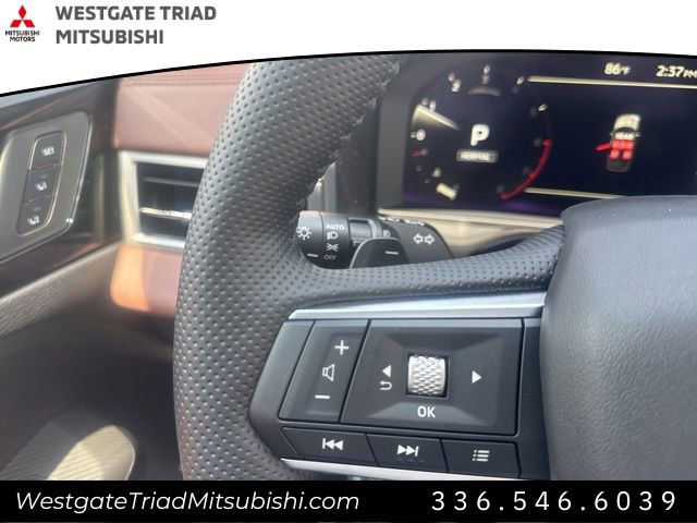 New 2025 Mitsubishi Outlander SEL image 20