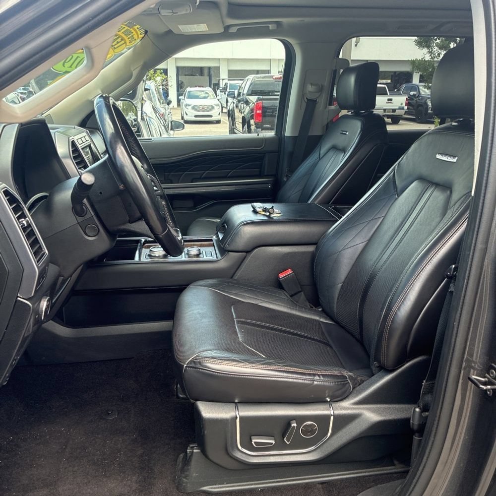 Used 2019 Ford Expedition Max Platinum AWD/4WD image 5