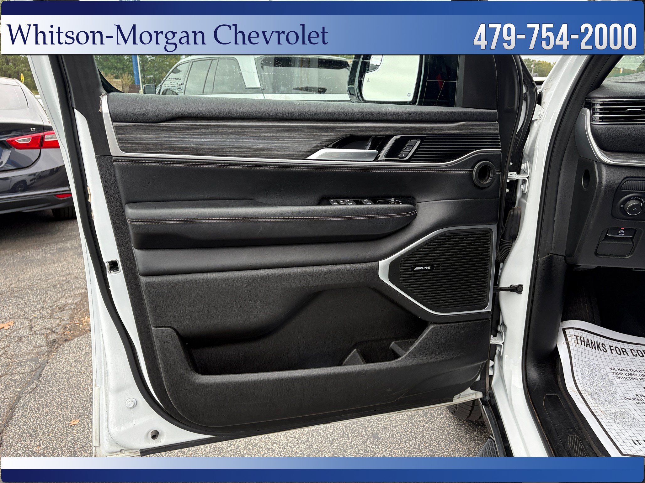 Used 2024 Jeep Wagoneer Series II RWD image 14