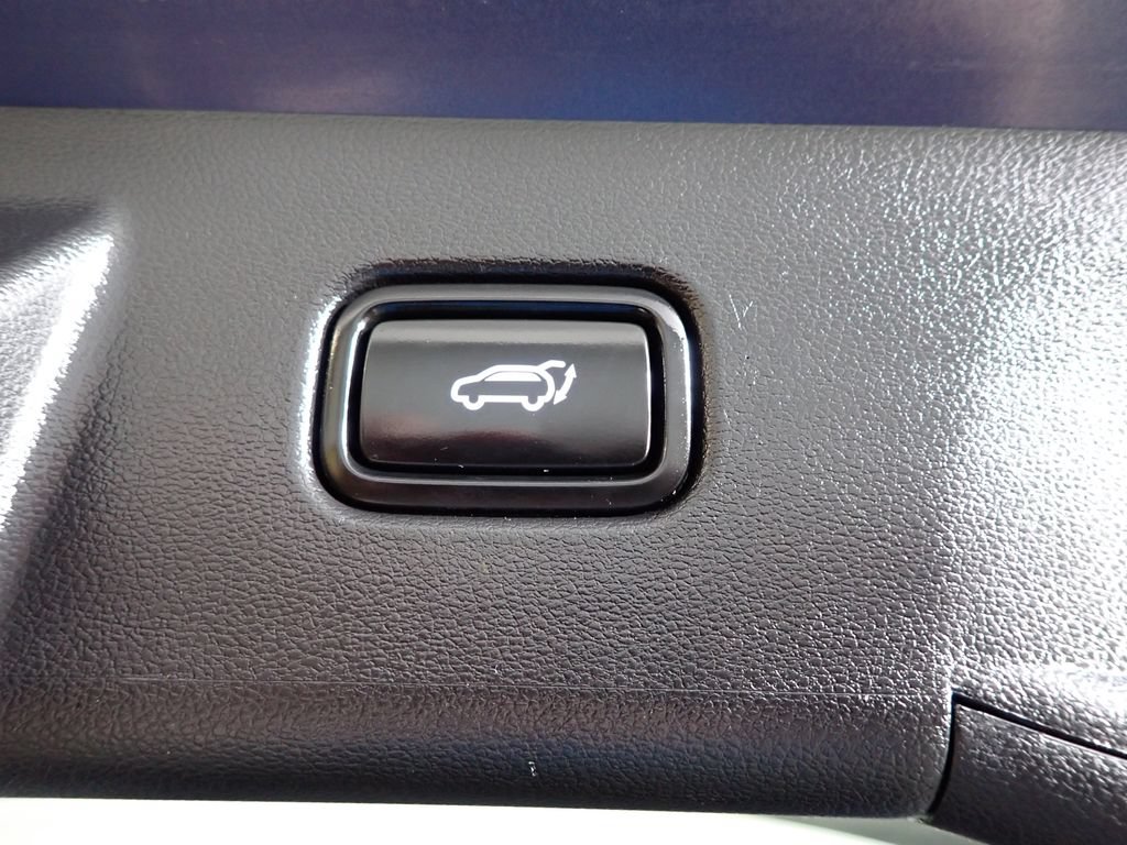 Used 2025 Hyundai Tucson SEL AWD/4WD image 17