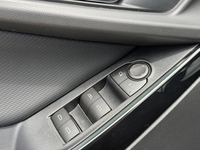 Certified 2026 Chevrolet Equinox LT w/ Safety and Technology Package image 19