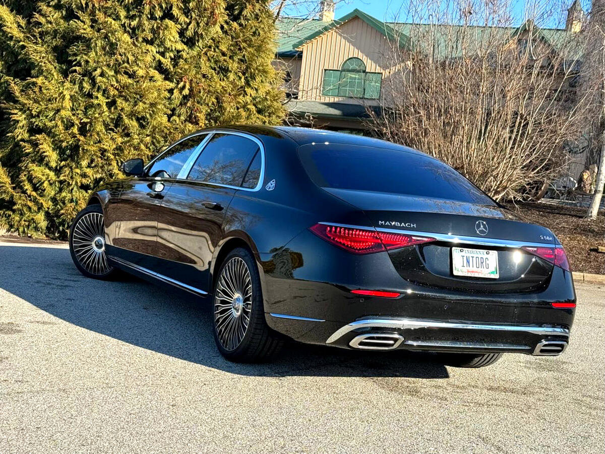 Used 2024 Mercedes-Benz Maybach S 580 4MATIC image 2