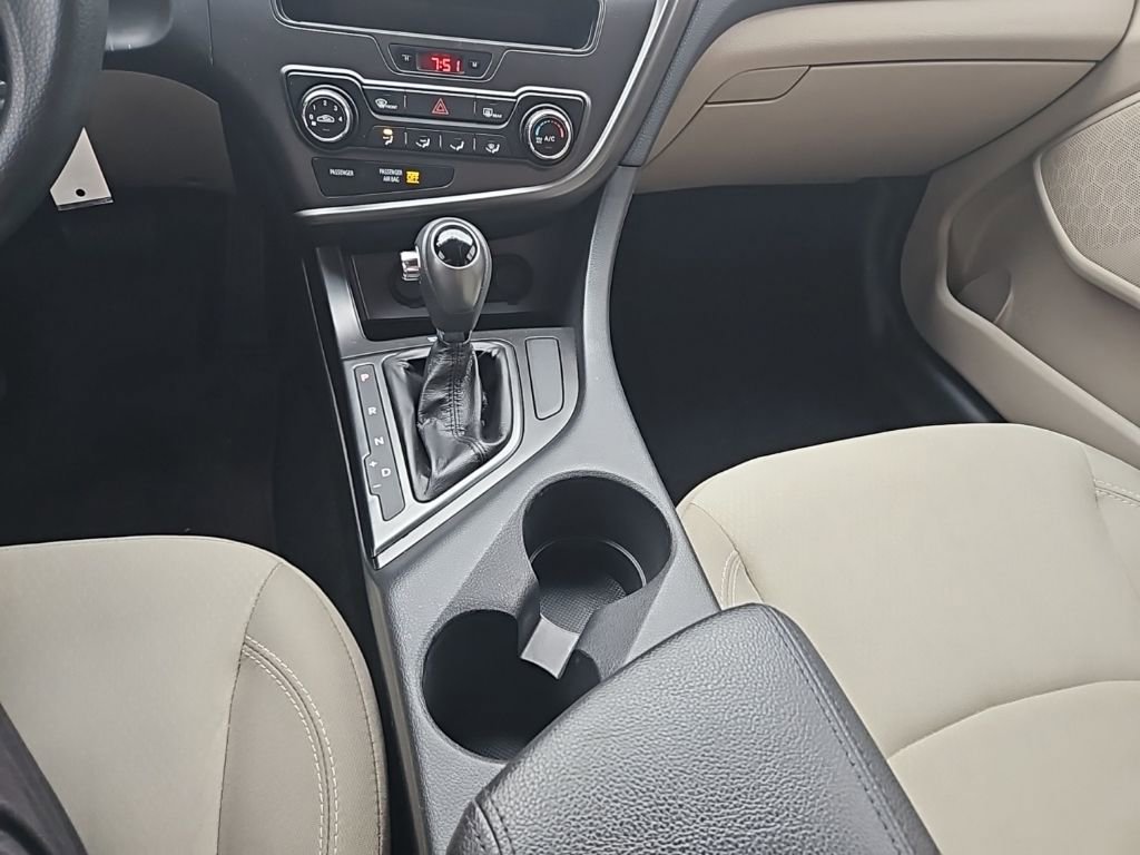 Used 2012 Kia Optima LX image 22