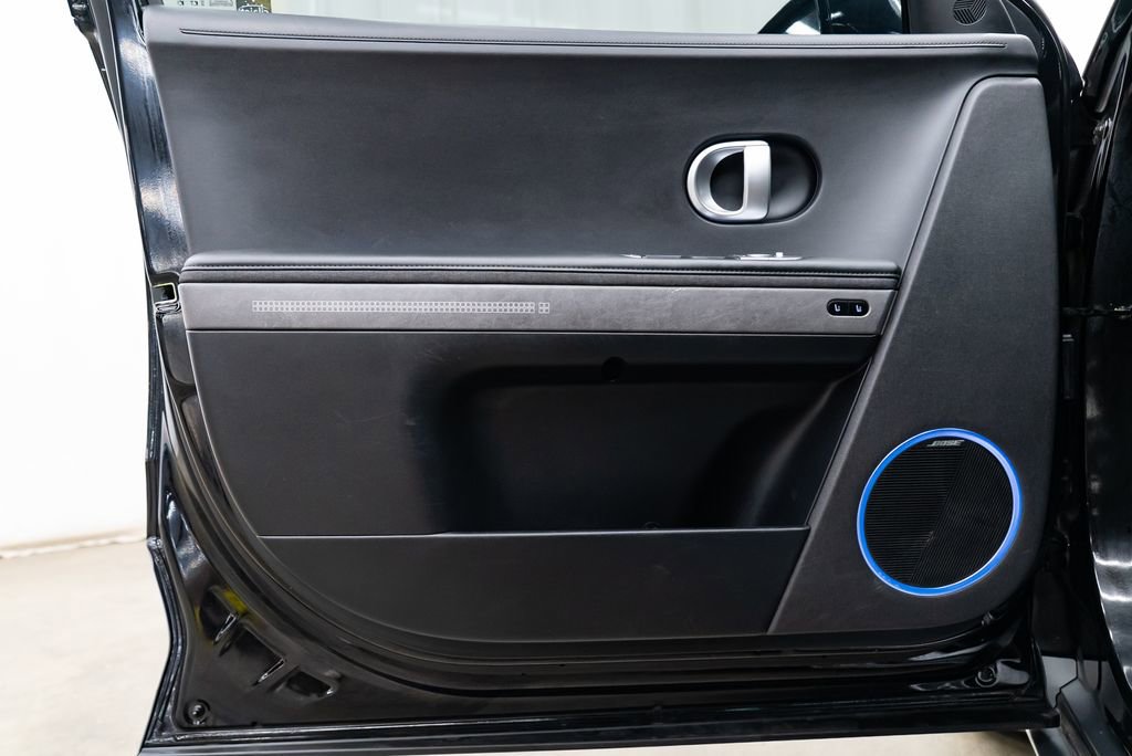 Used 2024 Hyundai Ioniq 5 Limited image 24