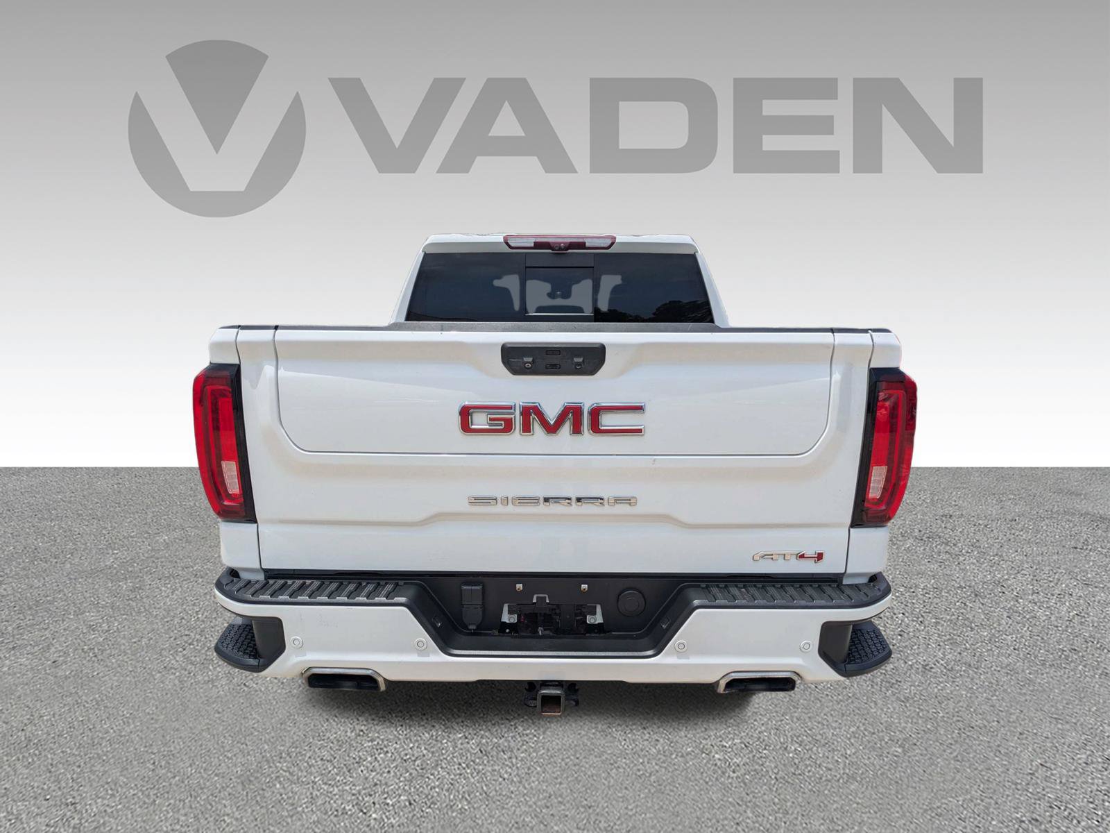 Used 2022 GMC Sierra 1500 AT4 w/ AT4 Premium Package AWD/4WD image 23