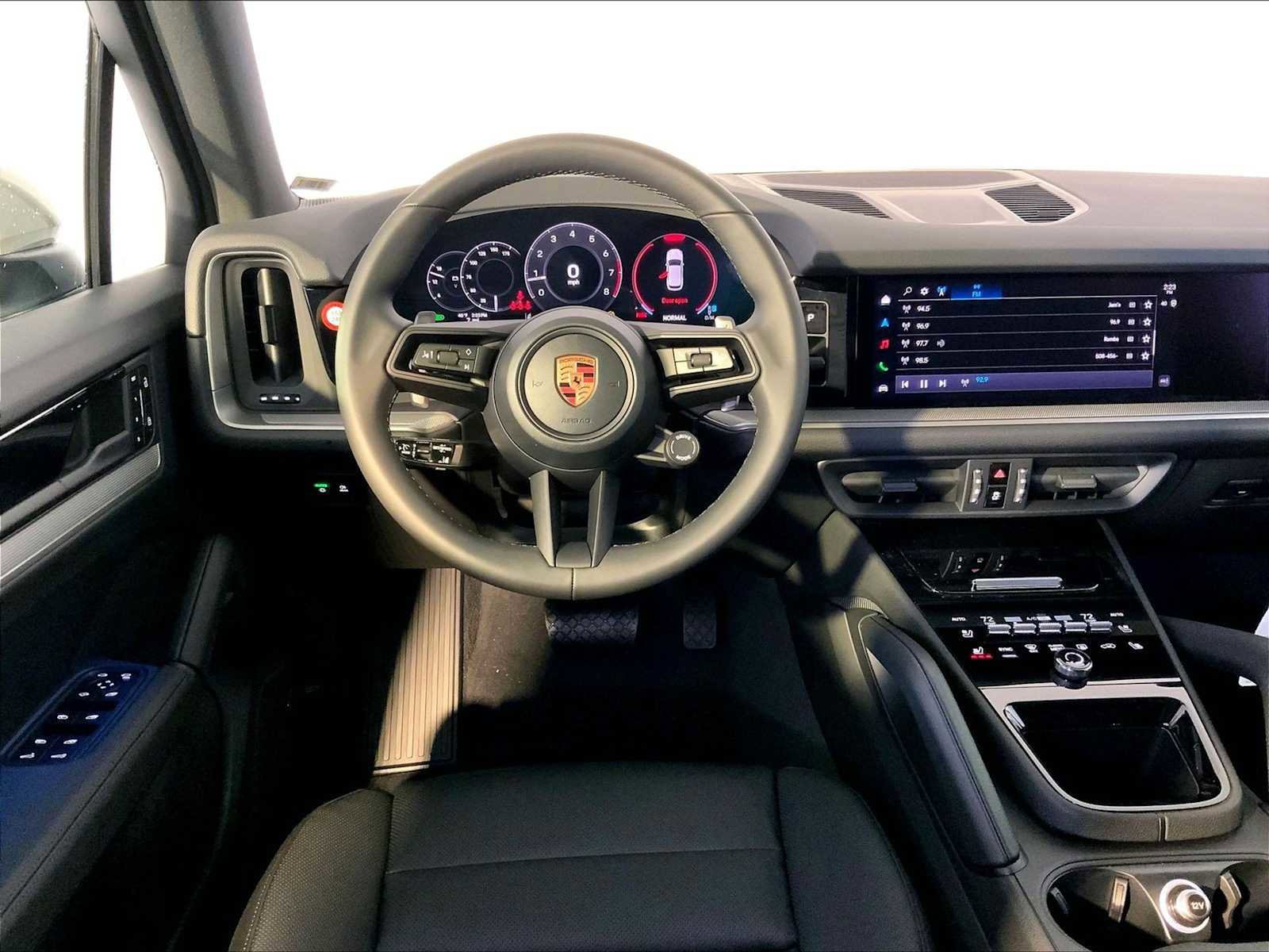 New 2026 Porsche Cayenne image 13